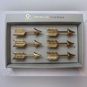 Set of 6 Gold Arrow Drawer Pulls by Casa Decor